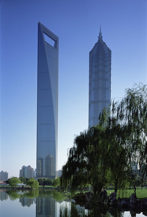 10 Year Award (2008 Completions): Shanghai World Financial Center. Photo © Shinkenchiku.